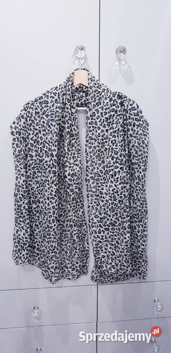 Długi szalik chusta w panterkę z defektem Dąbrowa Górnicza