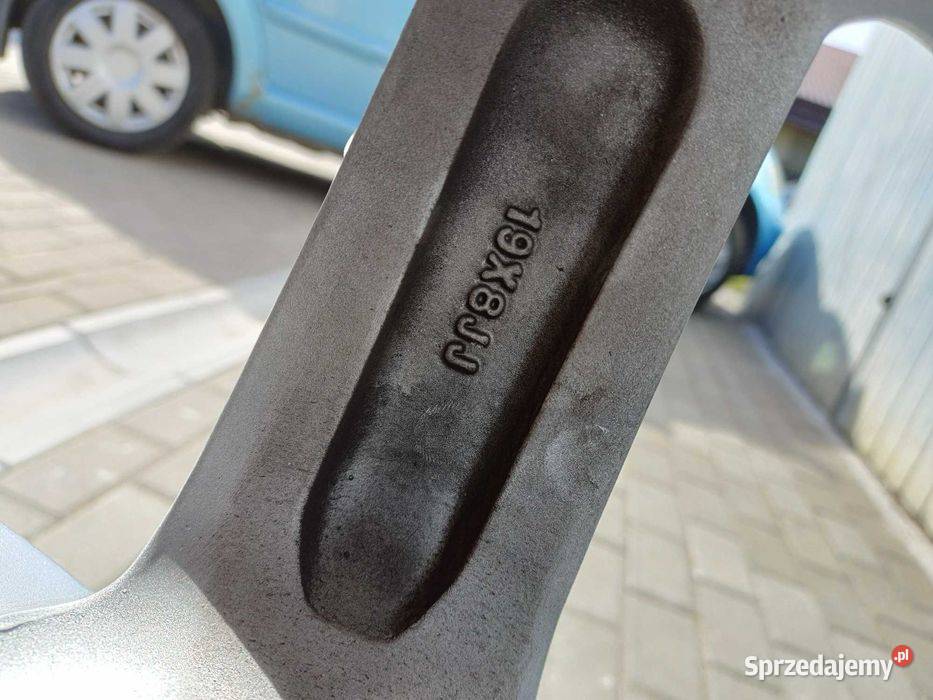 Felgi aluminiowe 19 8j 5x100 opony letnie 2023 Motoryzacja małopolskie Bochnia