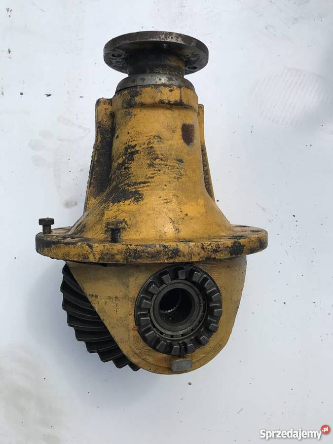 Zwrotnica mostu przedniego prawa Ford 650 655 Kosakowo