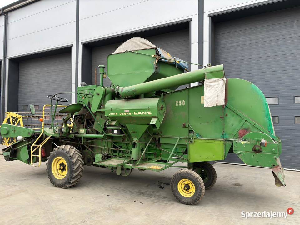 Kombajn zbożowy John Deere Lanz 250 Bronisław