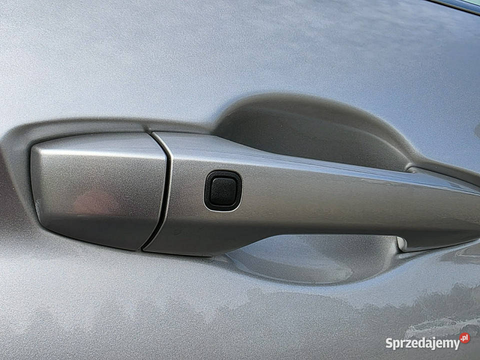 Mitsubishi Eclipse Cross serwis ASO Hak Full Led gniazdo USB śląskie