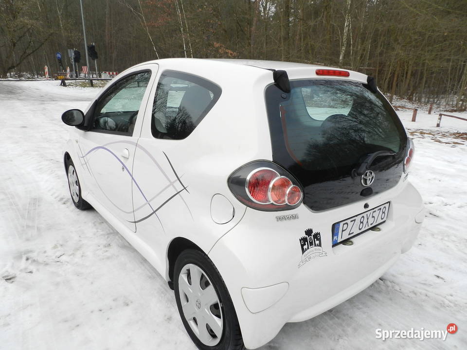 Toyota Aygo I mała tania niezawodna BEZ RDZY Motoryzacja Puszczykowo