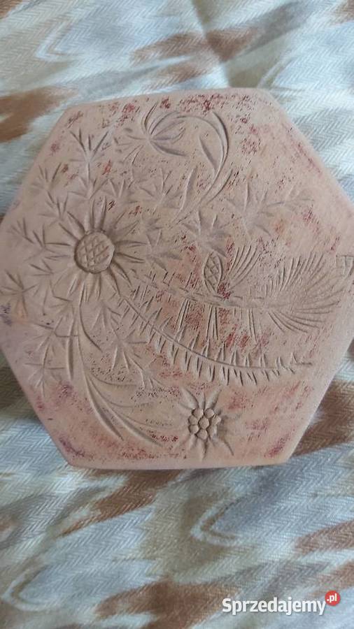 Drewniane pudełko rzeźbione stare Zgierz