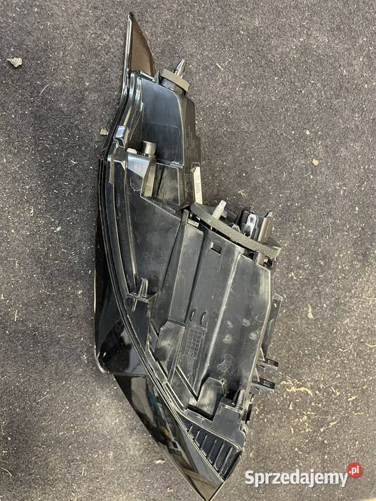Peugeot 308 lampa prawy tył 22 Kozubszczyzna sprzedam