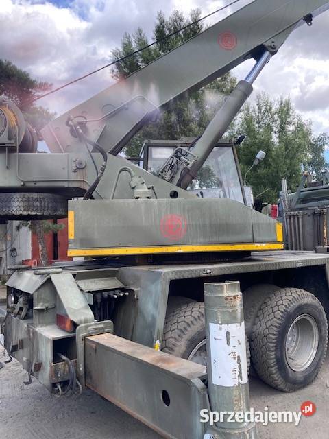 ŻURAW SAMOJEZDNY DŹWIG TATRA CKD AD20 SLANY UDT Pleszew