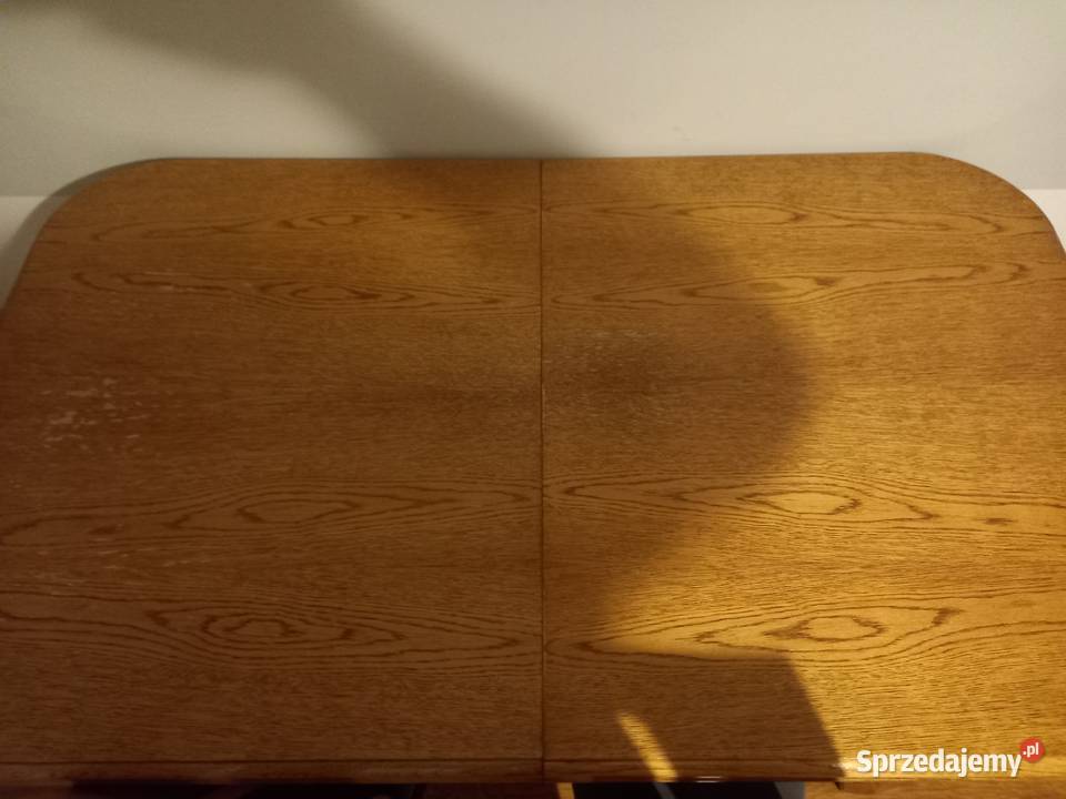 Stół z 4 krzesłami 139cm Mniów