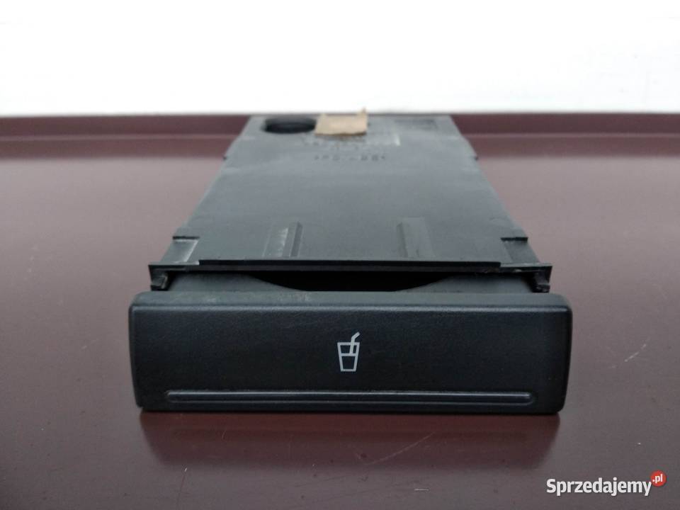 Audi A6 C5 cupholder uchwyt na kubki napoje łódzkie Sieradz