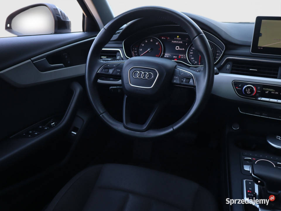 Audi A4 35 TFSI gniazdo USB Katowice