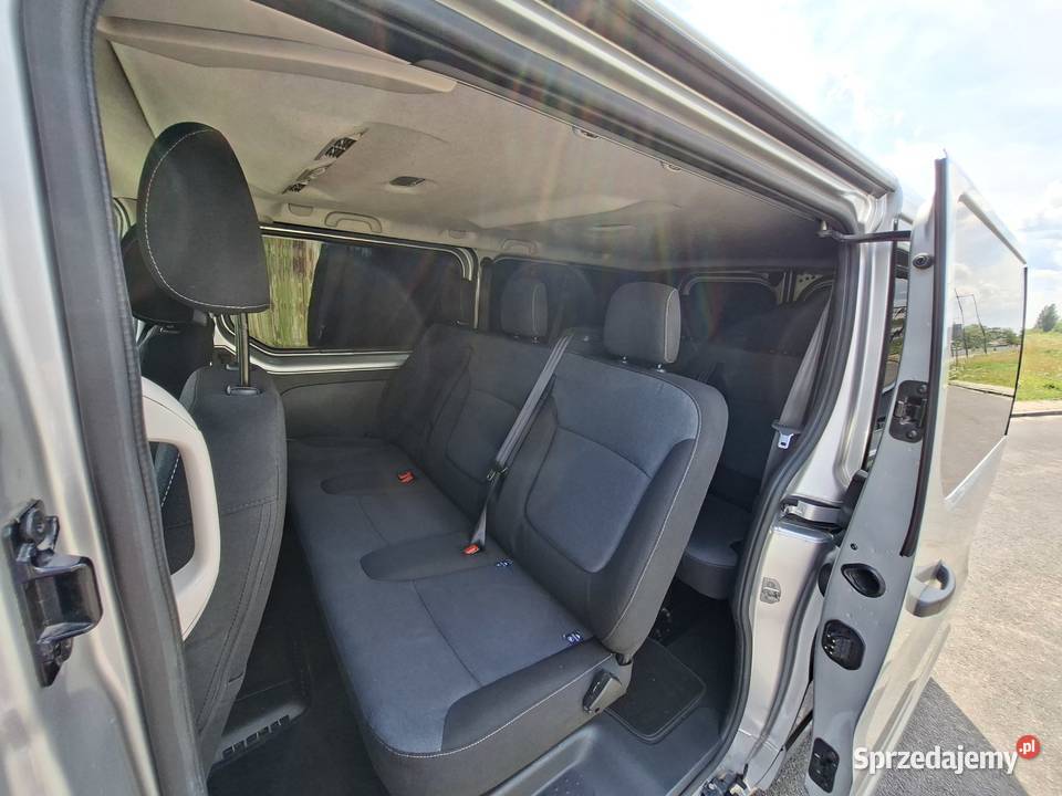 Fiat talento 2019 16 120 9 osobowy z 2 strony Warszawa