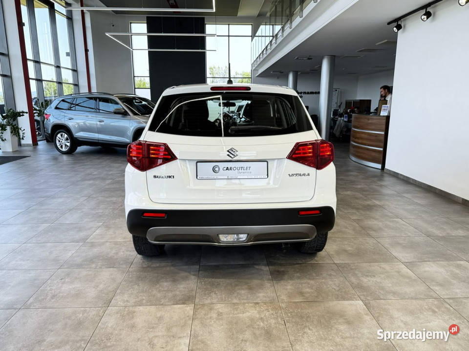 Suzuki Vitara 10 111 M5 2019 r salon 53 biały Myślenice