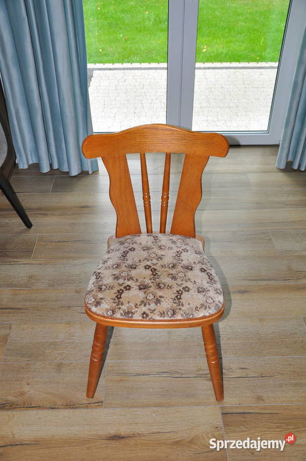 krzesło drewniane krzesełko
