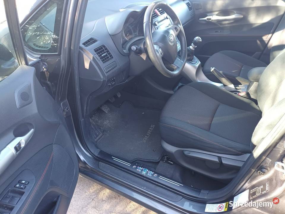 Toyota Auris lift 14 D4D 90 diesel Kiernozia