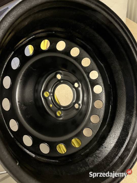 Felgi stalowe Nissan Qq Różan