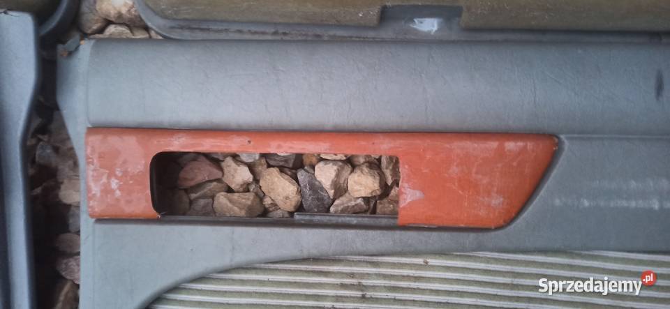 Mercedes W126 boczki tapicerki drzwi z drewnem Konopiska