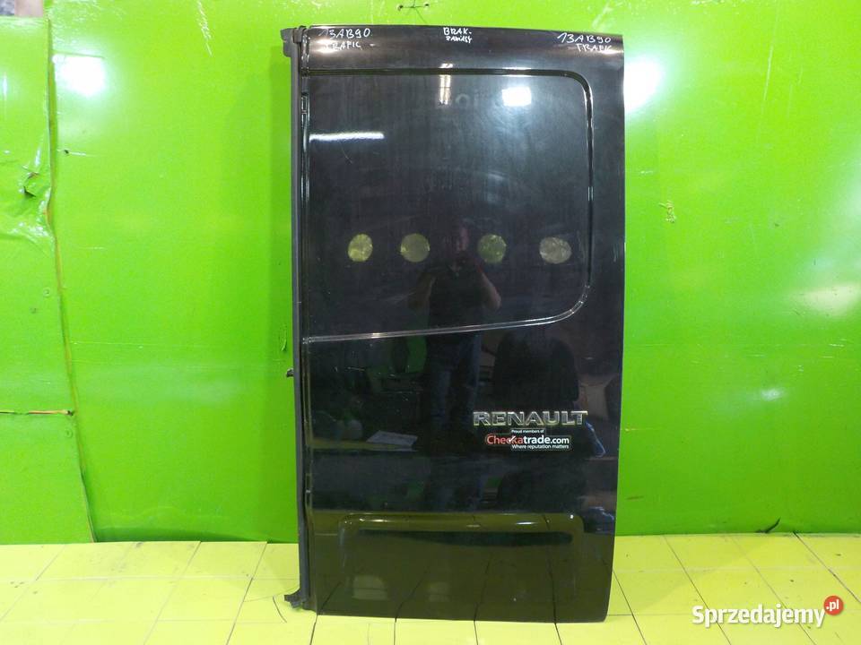 RENAULT TRAFIC III 16 DCI 16r drzwi prawe tyl Suków