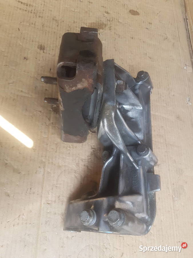 Iveco Daily 4 0611 łapa uchwyt podstawa poduszka Legnica