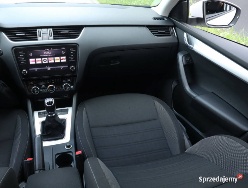 Skoda Octavia 16 TDI Hatchback