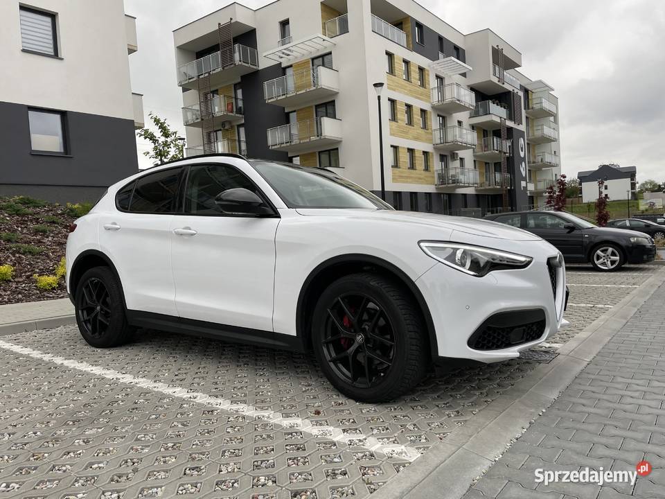 Alfa Romeo Stelvio Piękna SUVdach asystent parkowania Rzeszów