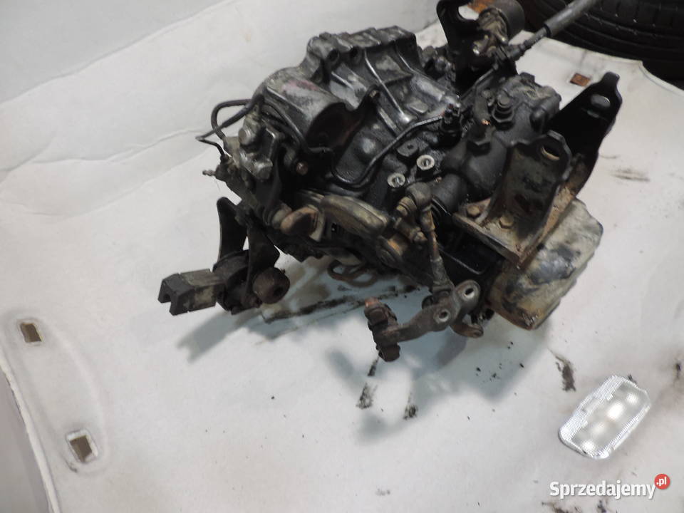 SKRZYNIA BIEGÓW TOYOTA RAV4 II 20 D4D 4X4 osobowe Nowy Sącz