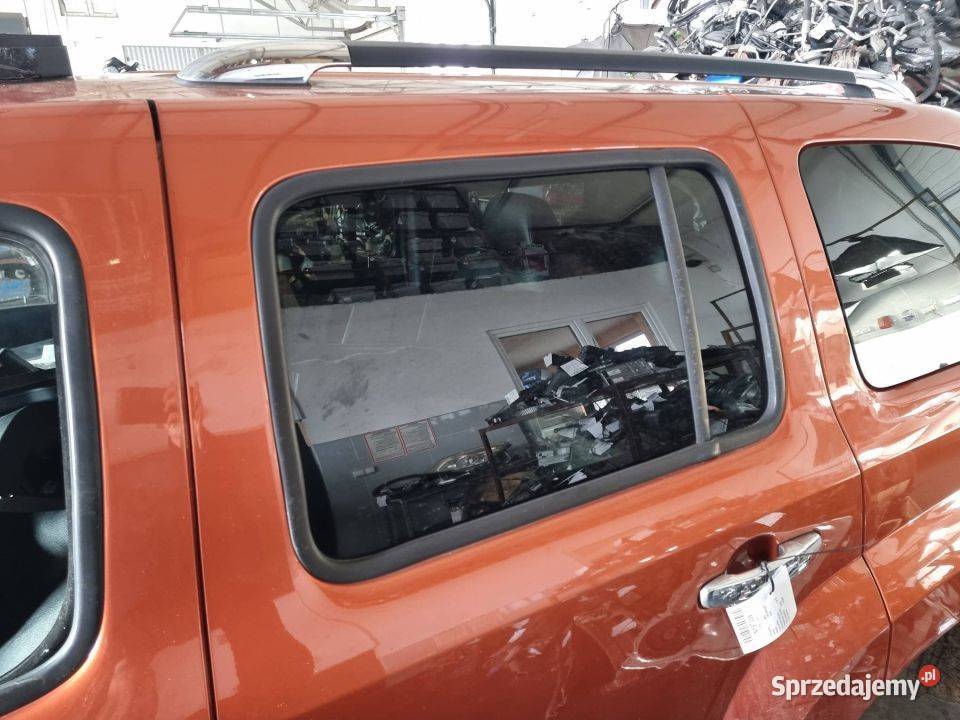 DRZWI LEWE TYŁ CHEVROLET HHR 56U SUNBURST ORANGE osobowe Lipno