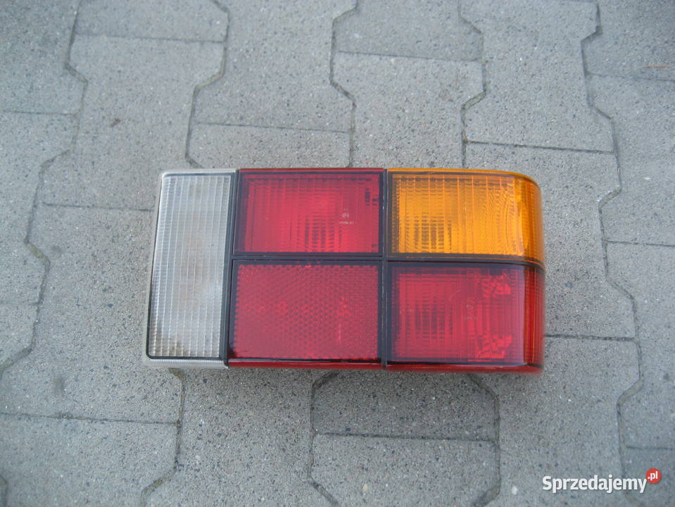 volvo 240 lampa tył prawa hella Rakoniewice