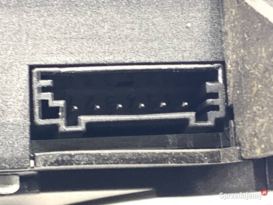 PRZEŁĄCZNIK FOTELA PRAWY BMW E70 6926976 SUV