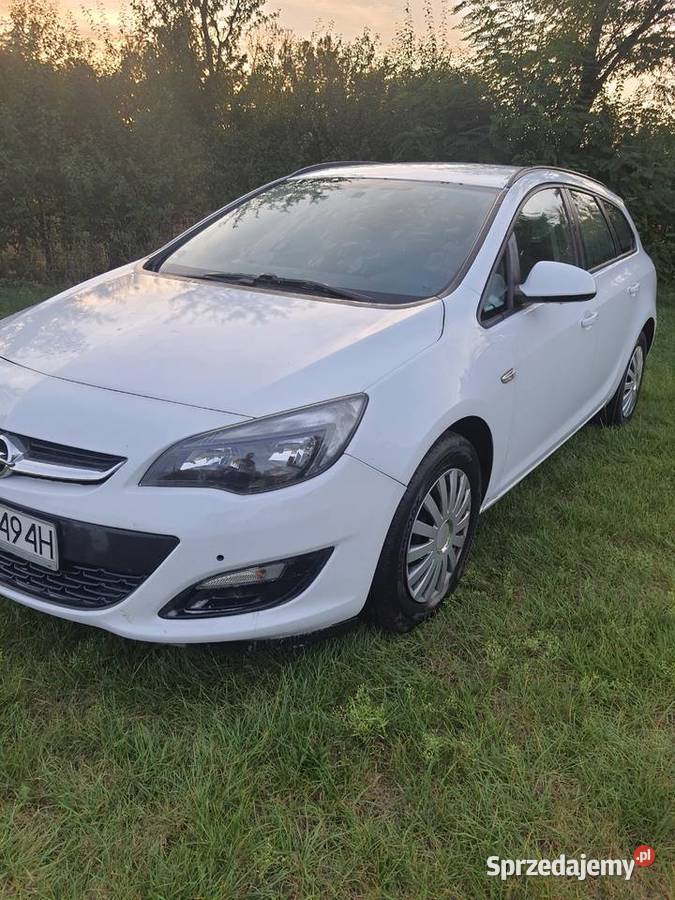 Opel Astra J 17cdti 2013r Rok produkcji 2013 Tuliszków