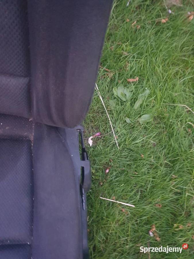 Fotel prawy lewy kanapa audi A4 b6 Rok produkcji 2004 Wyposażenie wnętrza sprzedam