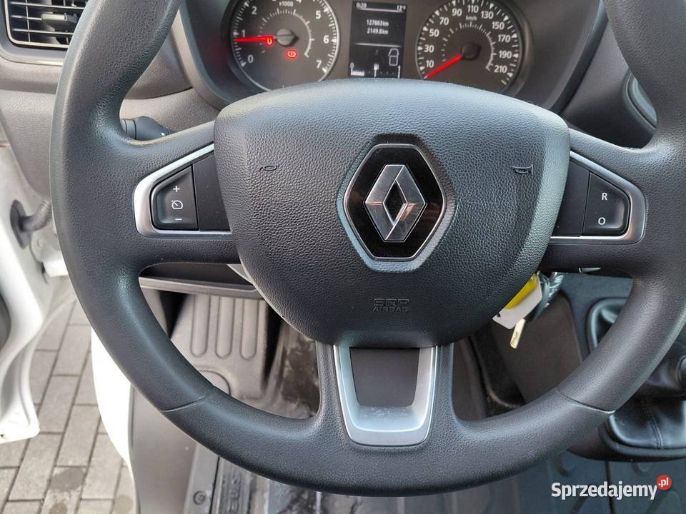 RENAULT MASTER L3H2 23D 2021R 145 127 światła przeciwmgłowe Jelenia Góra