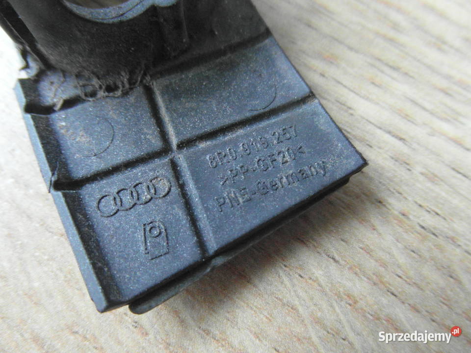 uchwyt czujnika parkowania AUDI Q5 8r0919267