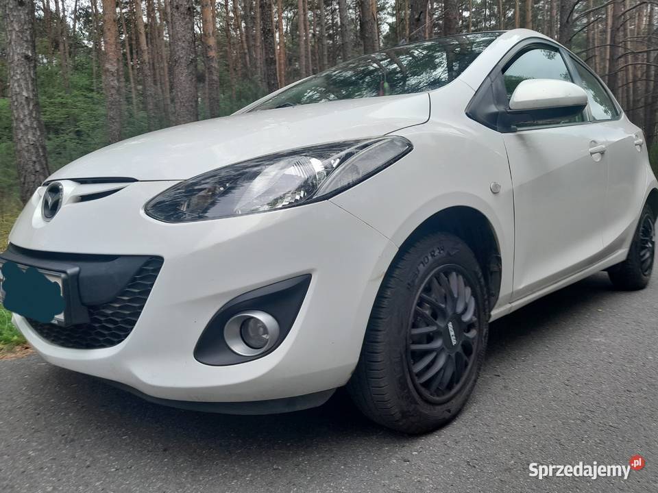 Mazda 2 13 benzyna 75 2012r Klima 5drzwi Rok produkcji 2012 Wronki