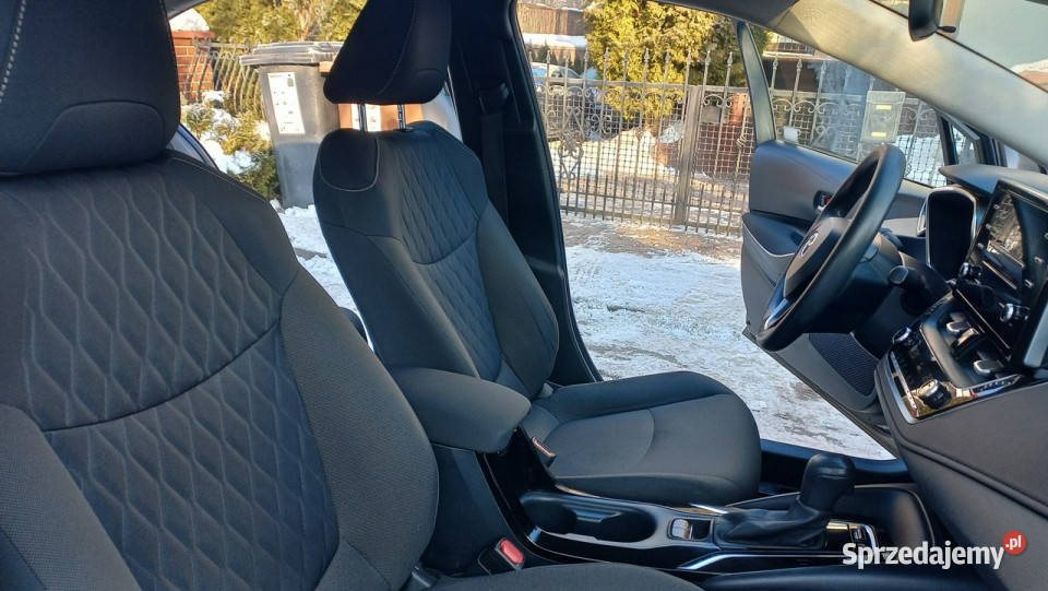 Toyota Corolla Comfort eCVT 18 Hybryda Tempomat ABS pomorskie sprzedam