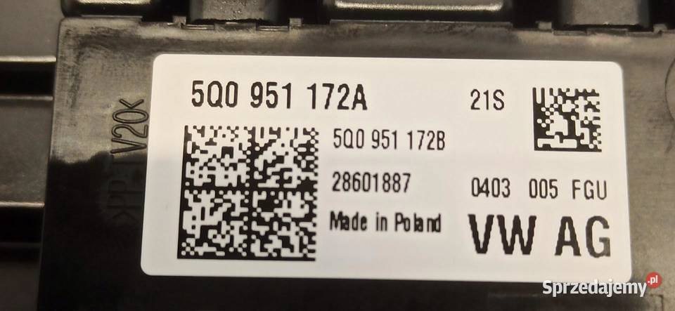 VW GOLF VIII 8 HB LAMPKA PODSUFITKI 5H0959561BM dolnośląskie sprzedam