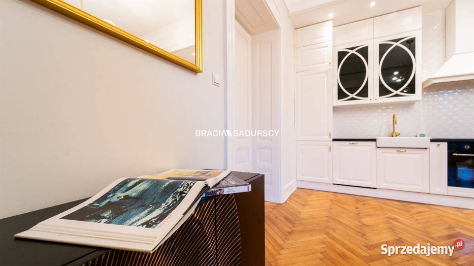 Mieszkanie 1031m2 4 pokojowe Kraków Liczba pokoi 4