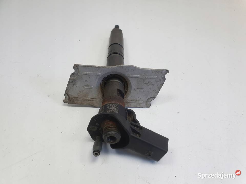Audi A4 B8 20 TDI WTRYSKIWACZ wtrysk 03L130277 Janów sprzedam