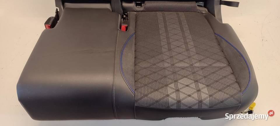 VW TAYRON KANAPA 2 RZĄD ŚRODEK LEWA STRONA