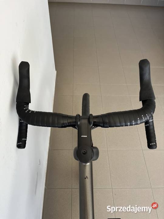 Rower gravel Unibike Geos 2025 grafitowy rozmiar lubelskie
