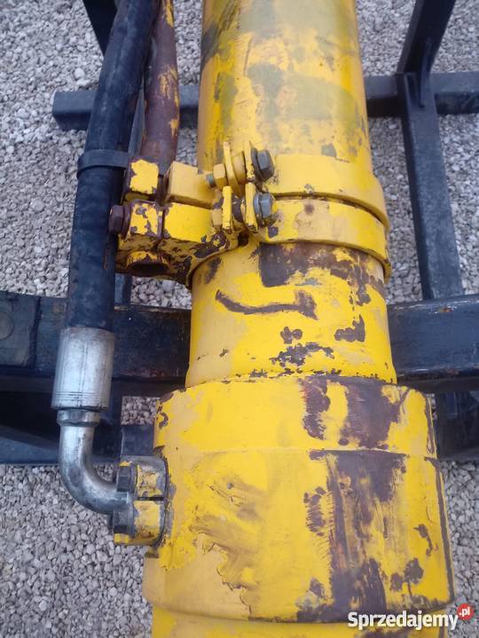 Siłownik Komatsu 210 165 70 85 Części do maszyn budowlanych Kielce