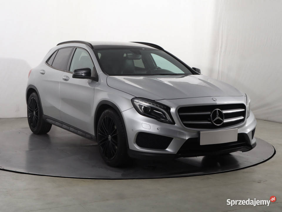 Mercedes GLA GLA 250 4MATIC wielofunkcyjna kierownica Katowice sprzedam