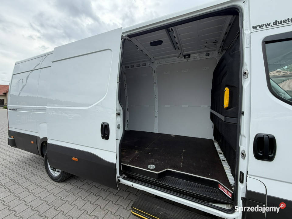 Iveco Daily 35S18 L4H2 16m3 Furgon Dostępny Ręki diesel