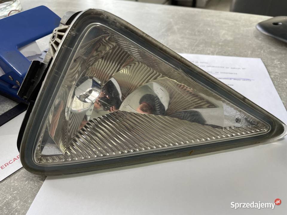 HONDA CIVIC VIII UFO HALOGEN PRAWY PRZÓD Czarny Dunajec