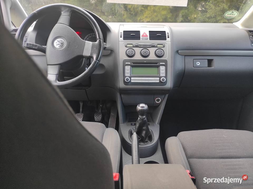 Volkswagen Touran benz 14 Touran Karsin