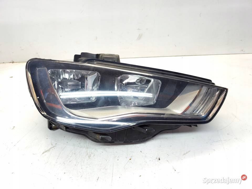 REFLEKTOR LAMPA PRZEDNIA PRAWY PRZÓD AUDI A3 8V śląskie Przystajń