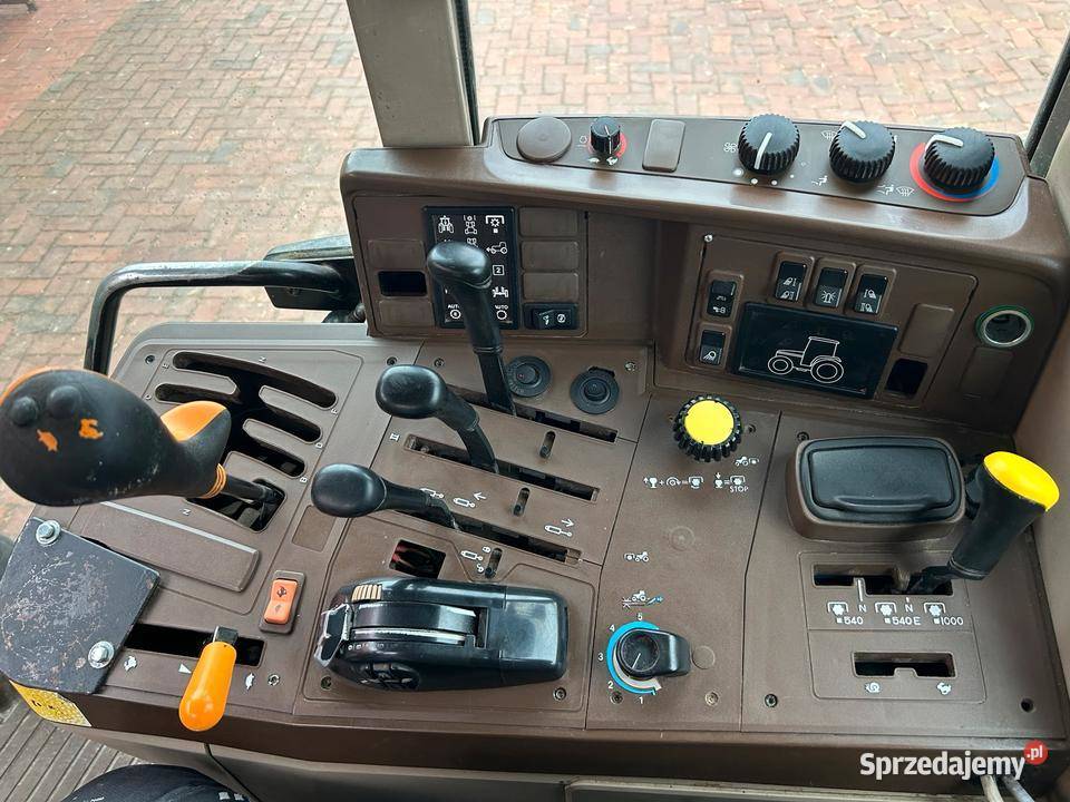 Sprzedam John Deere 6420 świętokrzyskie