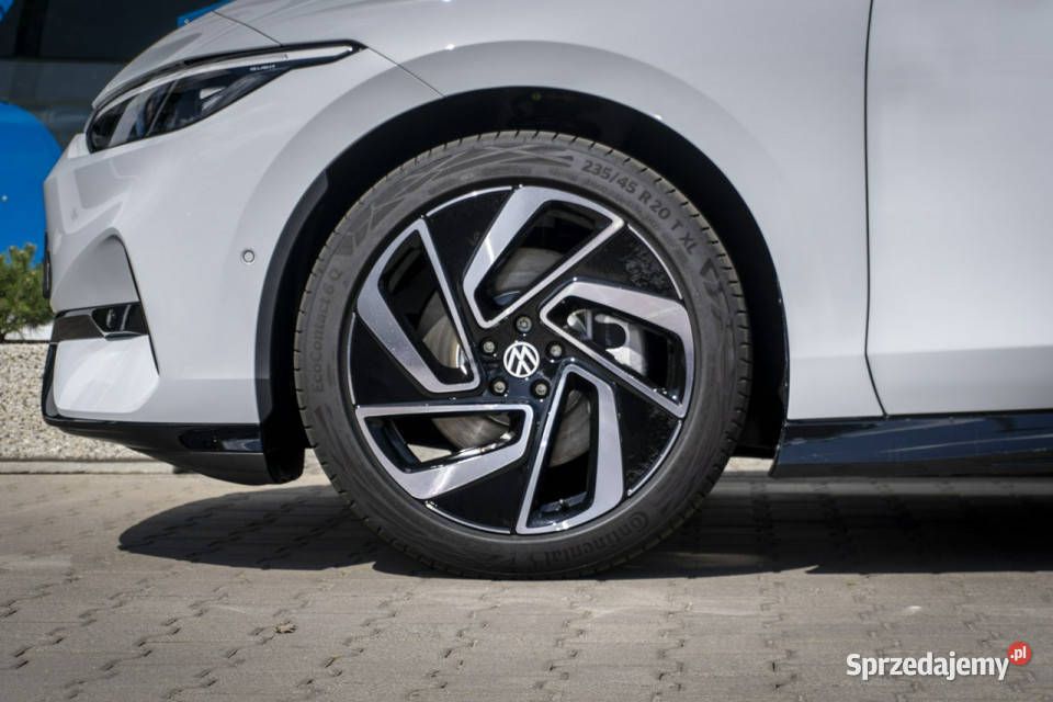 Volkswagen ID7 Tourer Pro 77 kWh 210 kW 286 czujnik zmierzchu Łódź