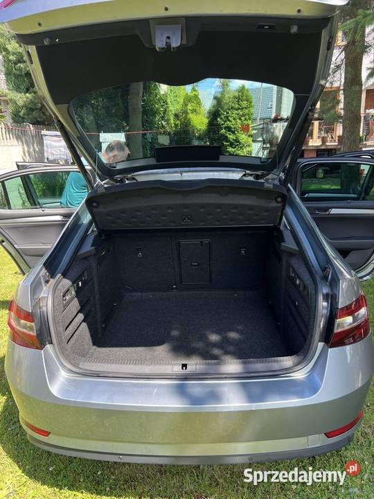 Skoda Superb 2015 16 TDI 140 DSG automatyczna Škoda Bodzentyn sprzedam