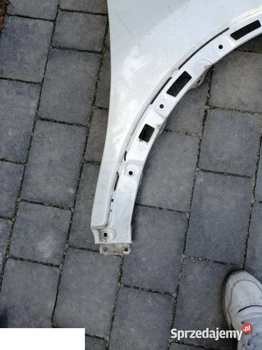 TOYOTA RAV4 RAV4 IV BŁOTNIK PRAWY PRZÓD osobowe