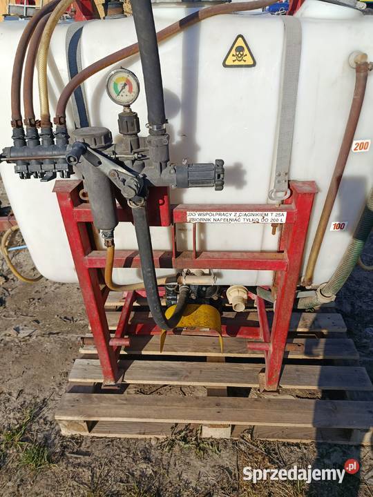 Opryskiwacz pilmet zawieszany 300 litrów mazowieckie Grójec