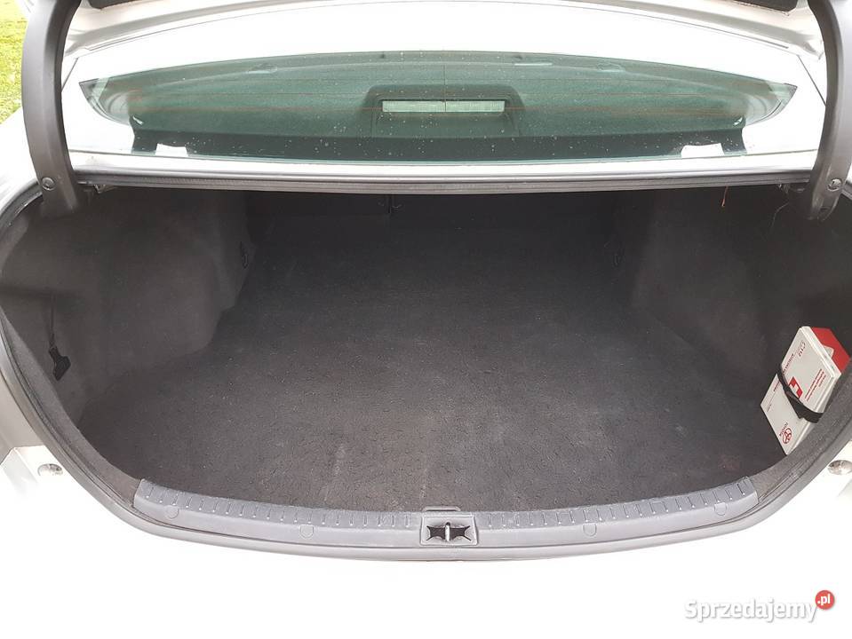 Polski Salon Toyota Avensis LIFT 16 Benzyna Stan sprzedam