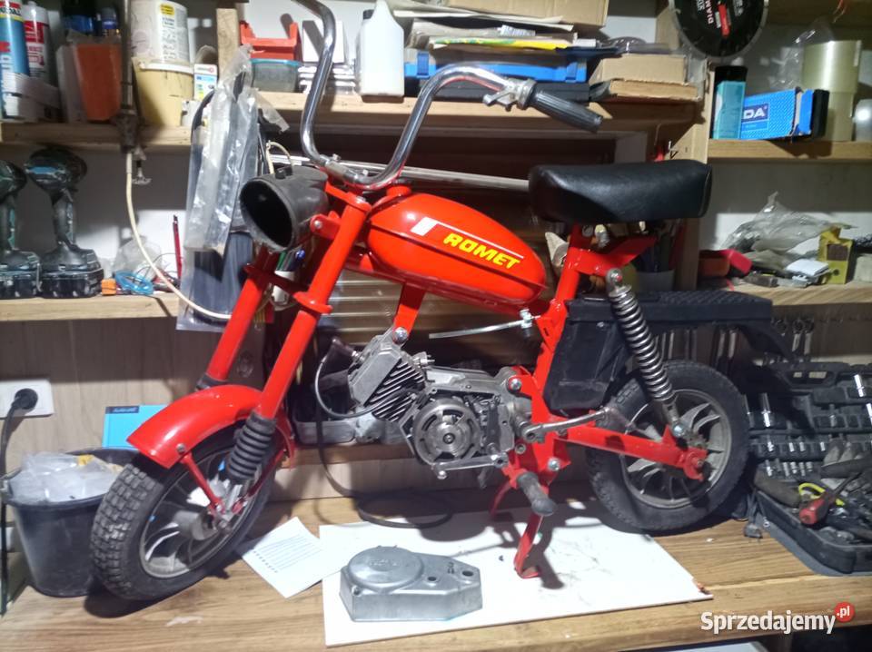 Motorynka 1984 r uszkodzony Nowogród Bobrzański sprzedam